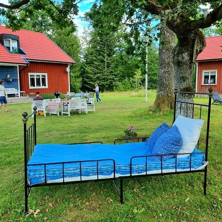 Bolmen Bed - Vandrarhem Ljungby  Bagian luar foto